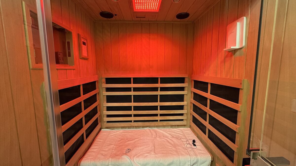 Sauna in the Morning or at Night: Why Mornings Finally Won An empty booth with the lights on at opening time, before anyone else has booked a session